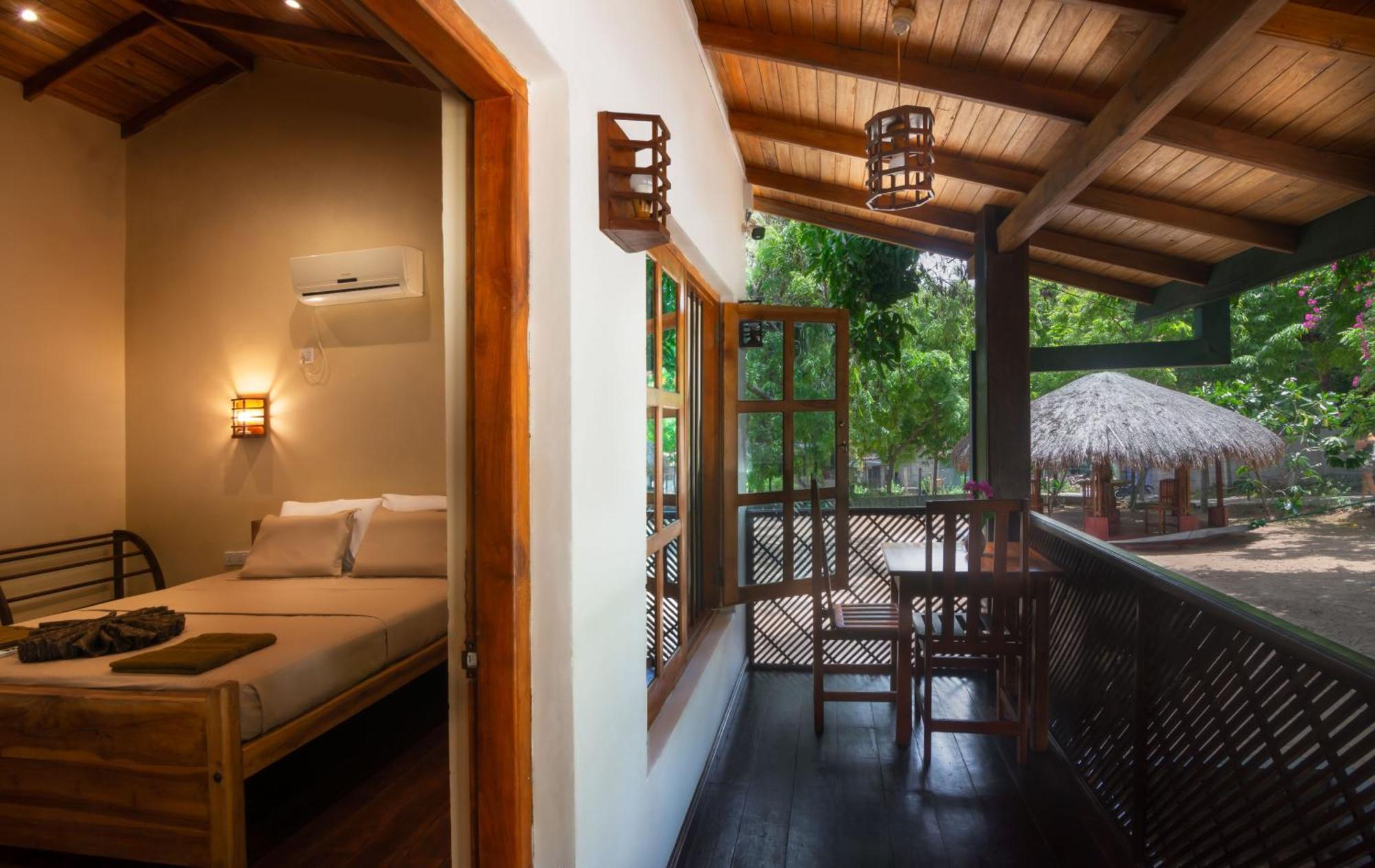 Arugambay Coco Bay Hotel Arugam Bay Bagian luar foto